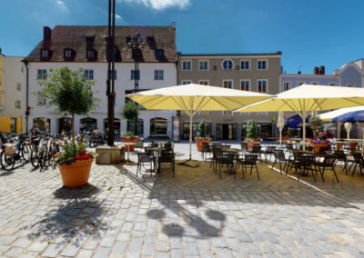 Terrassenplätze Café Valentino in Straubing
